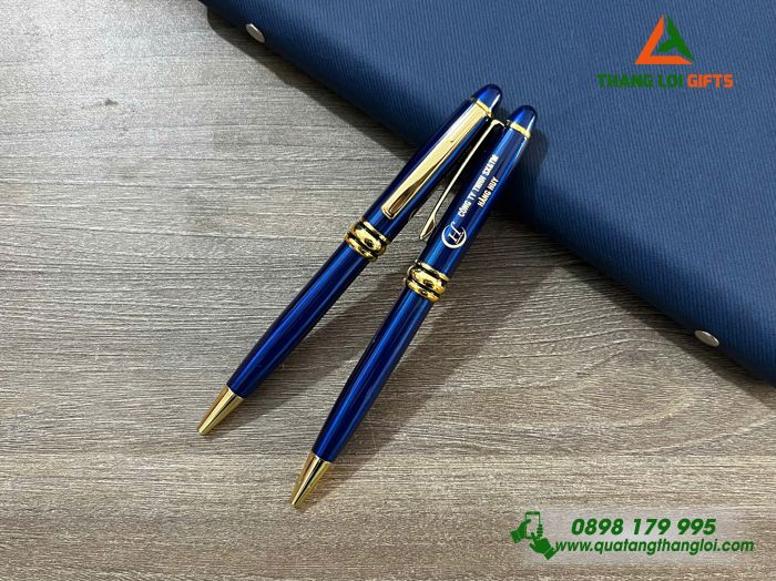 Bút Ký Kim Loại Xoay Màu Xanh Khoen Vàng - Khắc Logo Doanh Nghiệp Hằng Huy