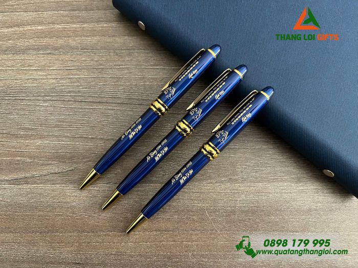 Bút Ký Kim Loại Xoay - Khắc Logo 27 Năm Ngày Trở Về Trường THCS Xà Bang