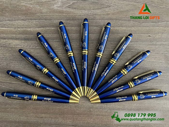 Bút Ký Kim Loại Xoay - Khắc Logo 27 Năm Ngày Trở Về Trường THCS Xà Bang