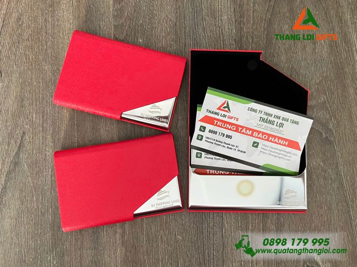 Hộp Đựng Namecard Vát Cạnh Màu Đỏ - Khắc Logo Doanh Nghiệp DJ Shipping Lines