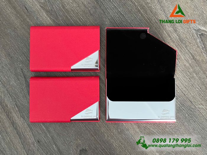 Hộp Đựng Namecard Vát Cạnh Màu Đỏ - Khắc Logo Doanh Nghiệp DJ Shipping Lines