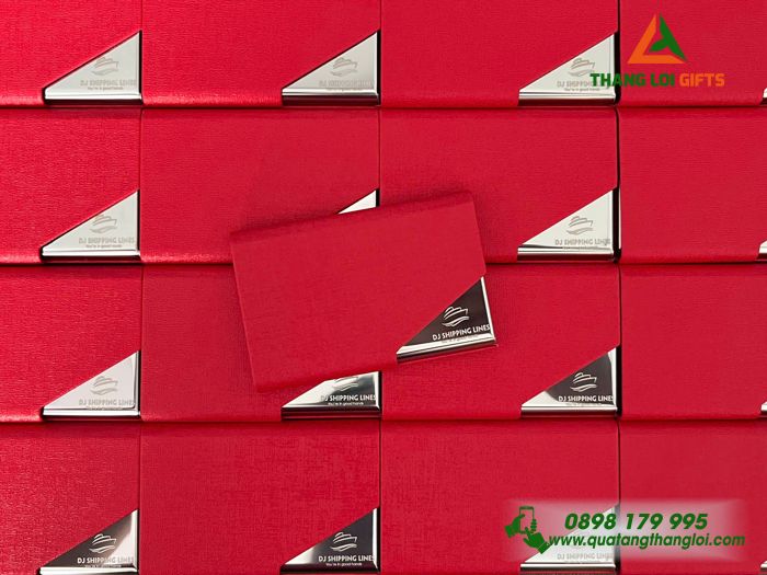 Hộp Đựng Namecard Vát Cạnh Màu Đỏ - Khắc Logo Doanh Nghiệp DJ Shipping Lines