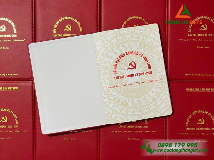 Sổ Tay Dán Gáy Màu Đỏ - Ép Kim Logo Đảng Làm Quà Đại Hội Đảng Bộ Xã Vĩnh Linh