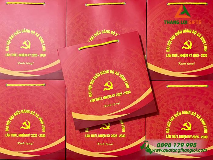 Túi Xách Giấy Couche 150 Màu Đỏ - In Logo Đảng Làm Quà Đại Hội Đảng Bộ Vĩnh Linh