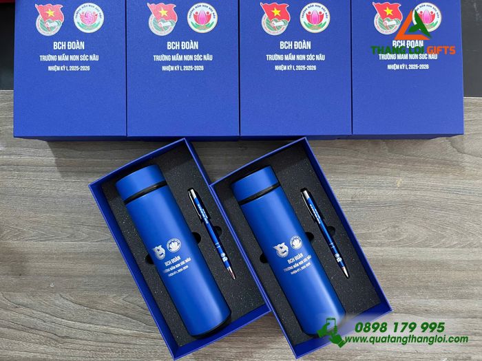 Set Quà Tặng (Bình Giữ Nhiệt & Bút Bi) Màu Xanh - In Khắc Logo Đoàn Trường Mầm Non Sóc Nâu