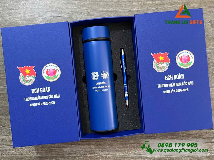 Set Quà Tặng (Bình Giữ Nhiệt & Bút Bi) Màu Xanh - In Khắc Logo Đoàn Trường Mầm Non Sóc Nâu