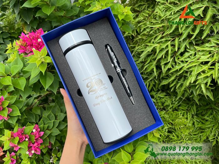 Combo Quà Tặng (Bình Giữ Nhiệt & Bút Ký) - In Khắc Logo Kỷ Niệm 20 Năm Ngày Ra Trường