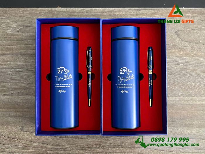 Set Quà Tặng (Bình & Bút) Màu Xanh - In Khắc Logo Trường THCS Xà Bang