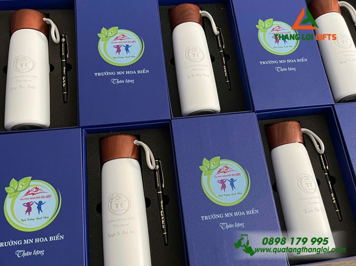 Combo Quà Tặng (Bình Giữ Nhiệt & Bút Ký) - Khắc Logo Trường Mầm Non Hoa Biển