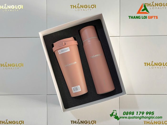 Bộ Quà Tặng (Bình Lock & Ly Lock) Màu Hồng - In Khắc Logo Doanh Nghiệp Thắng Lợi Loyalty