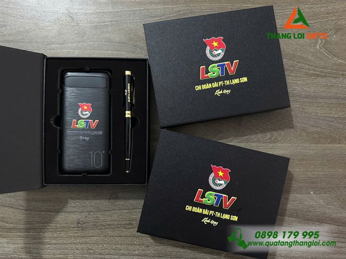 Bộ Quà Tặng (Pin Sạc Dự Phòng & Bút Ký) - In Khắc Logo Đài PT-TH Lạng Sơn LSTV
