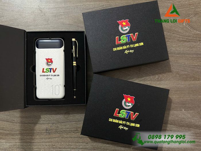 Bộ Quà Tặng (Pin Sạc Dự Phòng & Bút Ký) - In Khắc Logo Đài PT-TH Lạng Sơn LSTV