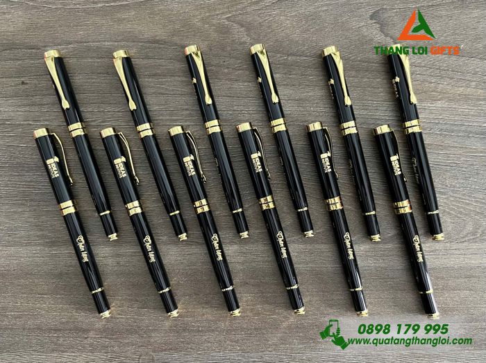 Bút Ký Kim Loại Nắp Đẩy Màu Đen Khoen Vàng - Khắc Logo Doanh Nghiệp IDEAS