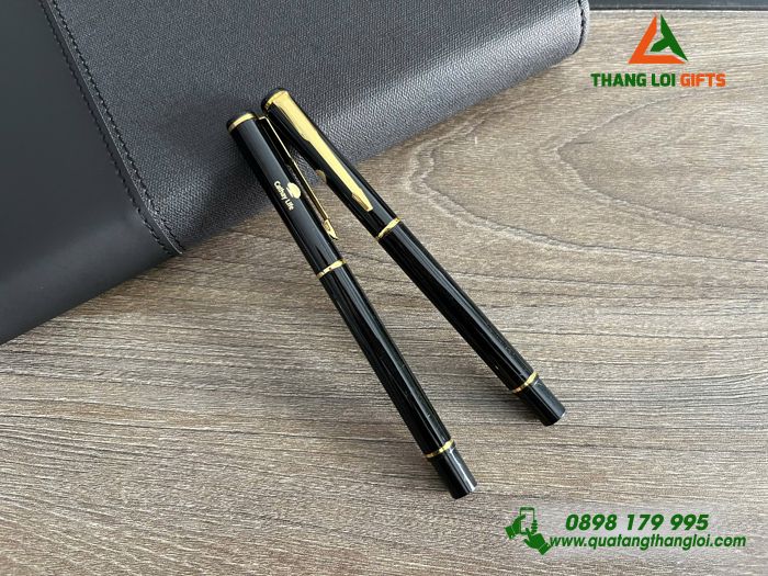 Bút Ký Kim Loại Màu Đen Khoen Vàng - Khắc Logo Doanh Nghiệp Cathay Life