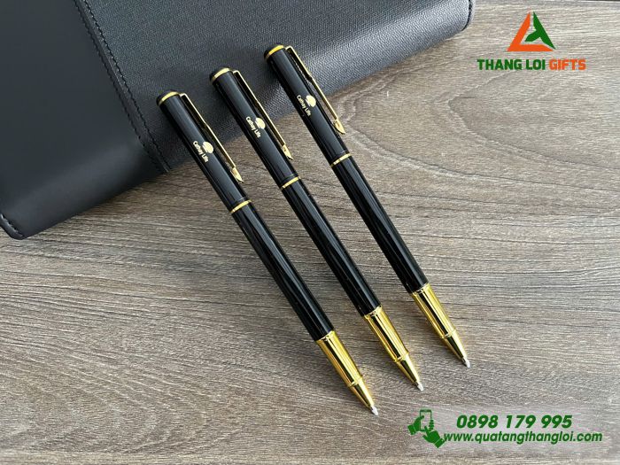 Bút Ký Kim Loại Màu Đen Khoen Vàng - Khắc Logo Doanh Nghiệp Cathay Life