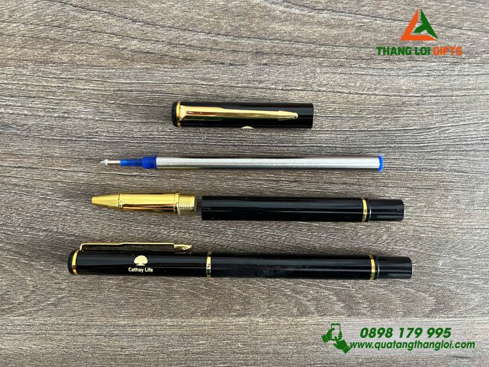 Bút Ký Kim Loại Màu Đen Khoen Vàng - Khắc Logo Doanh Nghiệp Cathay Life