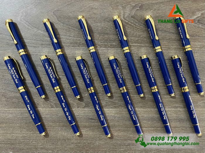 Bút Ký Kim Loại Màu Xanh Khoen Vàng - Khắc Tên Trường THCS Xuân Đỉnh