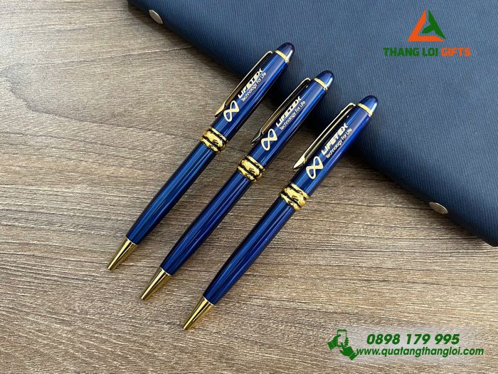 Bút Ký Kim Loại Xoay Màu Xanh Khoen Vàng - Khắc Logo Doanh Nghiệp LIFETEX 