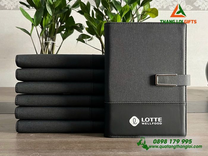 Sổ Tay Bìa Còng Màu Đen - In Logo Doanh Nghiệp LOTTE WellFood