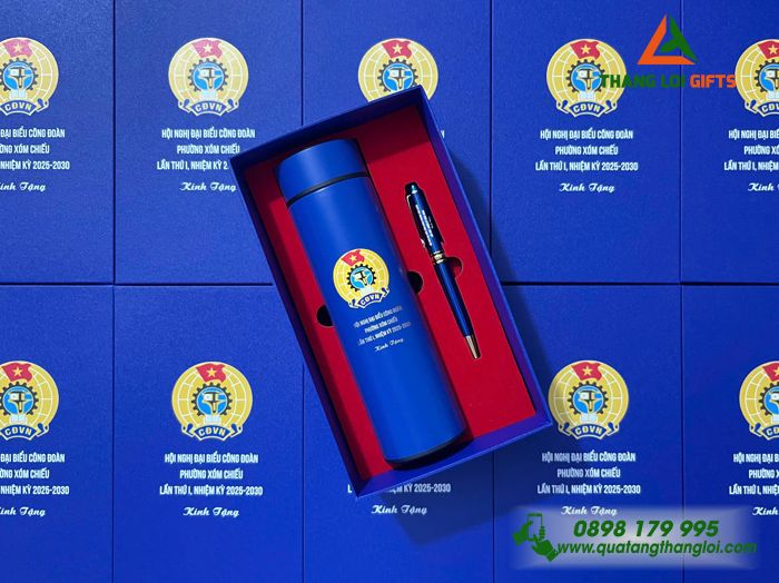 Combo Quà Tặng (Bình & Bút) Màu Xanh - In Khắc Logo Đại Hội Công Đoàn Phường Xóm Chiếu