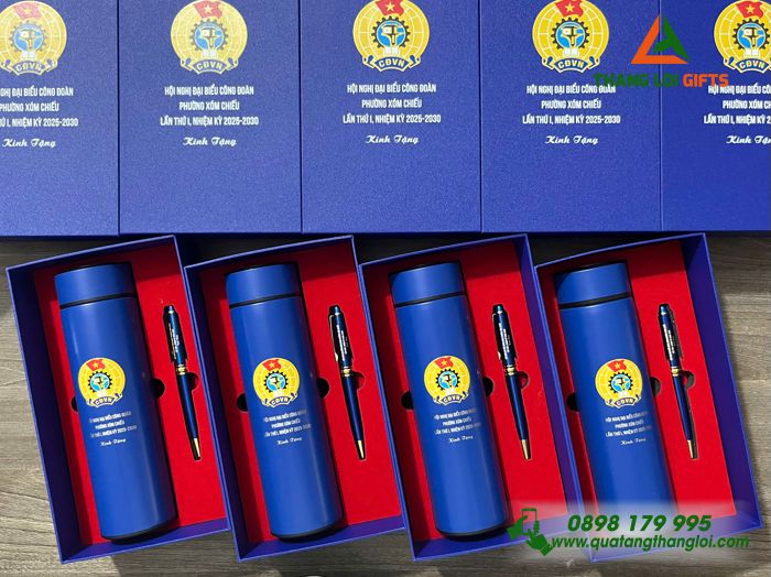 Combo Quà Tặng (Bình & Bút) Màu Xanh - In Khắc Logo Đại Hội Công Đoàn Phường Xóm Chiếu