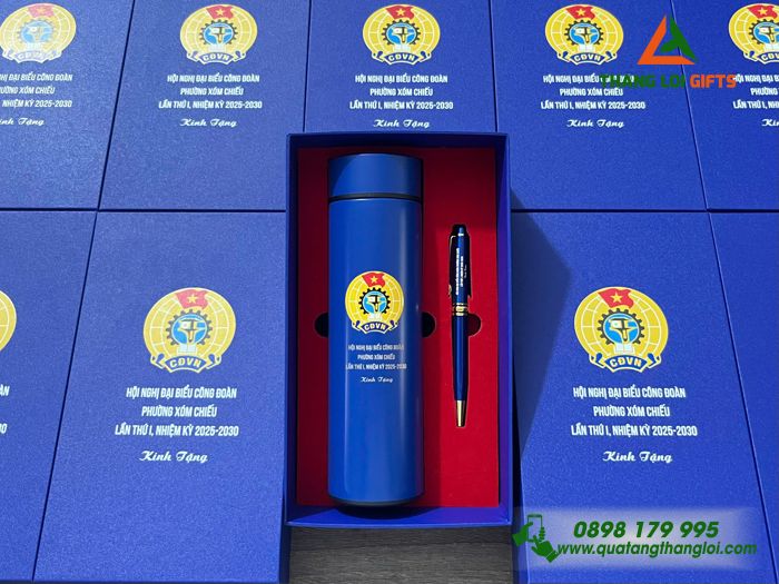Combo Quà Tặng (Bình & Bút) Màu Xanh - In Khắc Logo Đại Hội Công Đoàn Phường Xóm Chiếu