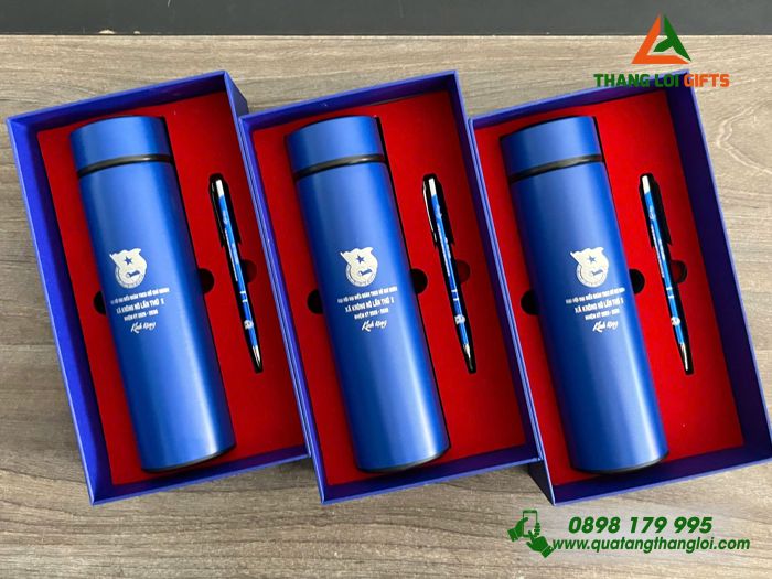 Combo Quà Tặng (Bình & Bút) Màu Xanh - In Khắc Logo Đoàn TNCS Hồ Chí Minh Xã Krông Nô