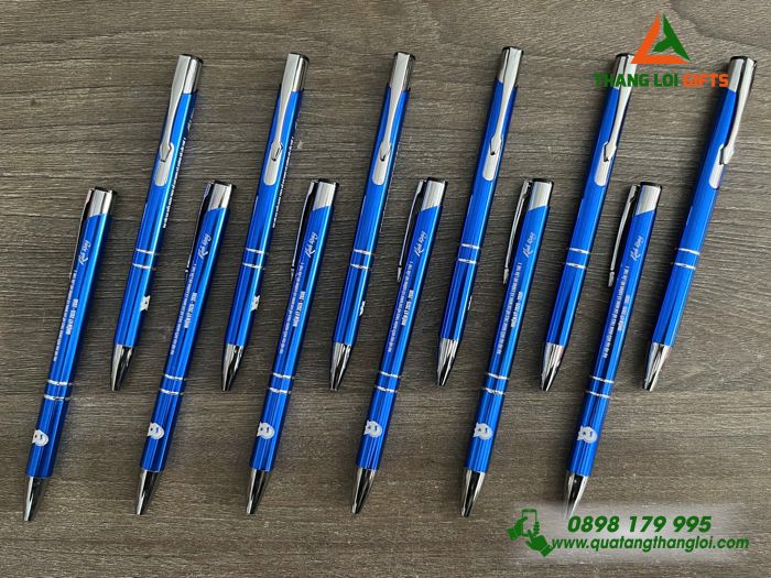 Bút Bi Kim Loại Bấm Màu Xanh - Khắc Logo Đại Hội Đoàn TNCS Hồ Chí Minh Xã Krông Nô