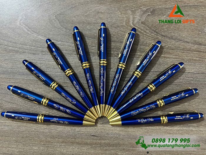 Bút Ký Kim Loại Xoay Màu Xanh Khoen Vàng - Khắc Tên Thầy Cô Làm Quà Tri Ân