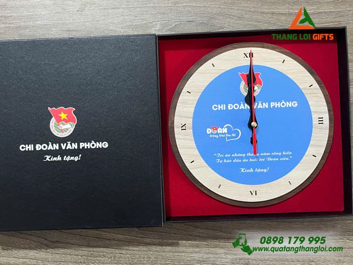 Đồng Hồ Gỗ Tròn Để Bàn - In Khắc Logo Đoàn Thanh Niên Cộng Sản Hồ Chí Minh