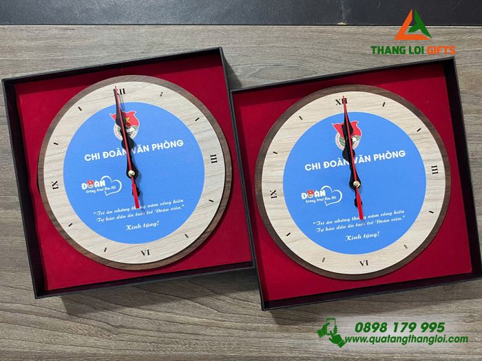 Đồng Hồ Gỗ Tròn Để Bàn - In Khắc Logo Đoàn Thanh Niên Cộng Sản Hồ Chí Minh