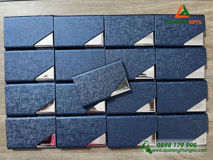 Hộp Đựng Namecard Vát Cạnh Màu Xanh - Khắc Logo Doanh Nghiệp Kimberly Clark
