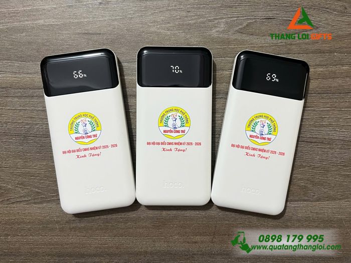 Pin Sạc Dự Phòng Hoco Màu Trắng 10.000mAh - In Logo Trường THPT Nguyễn Công Trứ