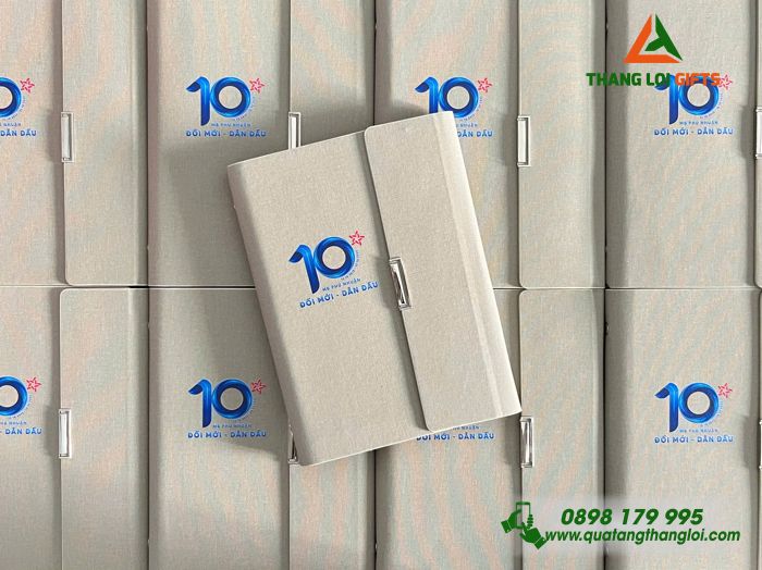 Sổ Tay Bìa Còng Gập 3 Màu Trắng Kem - In Logo Kỷ Niệm 10 Năm Ngân Hàng MB Bank