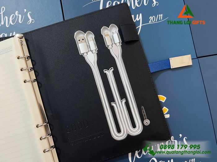 Sổ Tay Đa Năng 4in1 Màu Xanh 8.000mAh - In Khắc Logo Doanh Nghiệp ICLC Inter Continental Language Center 