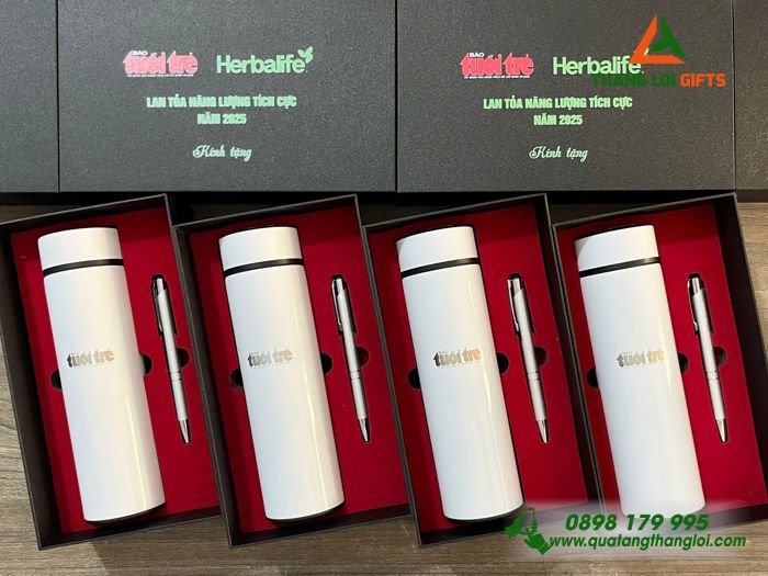 Combo Quà Tặng (Bình & Bút) Màu Trắng - In Khắc Logo Báo Tuổi Trẻ