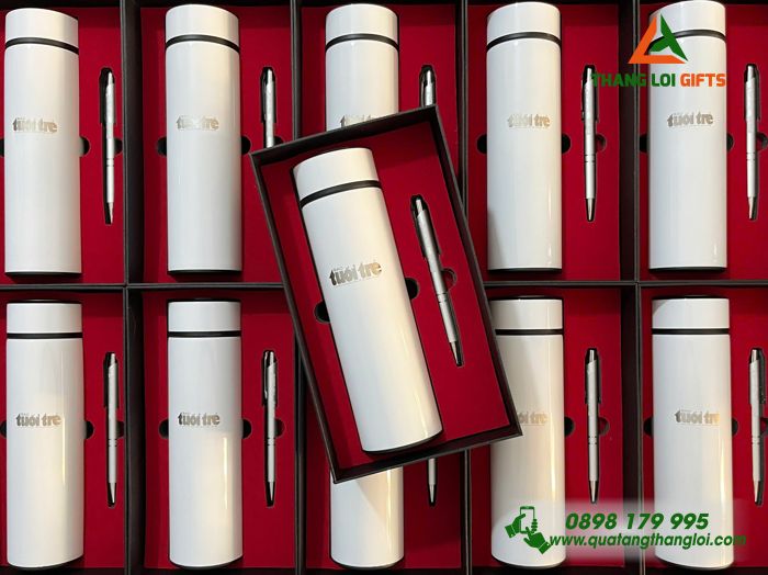 Combo Quà Tặng (Bình & Bút) Màu Trắng - In Khắc Logo Báo Tuổi Trẻ