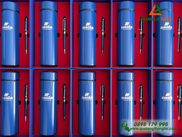 Combo Quà Tặng (Bình & Bút) Màu Xanh - In Khắc Logo NONLA Vietnamese Coffe
