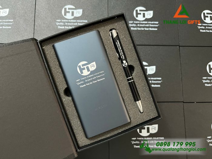 Combo Quà Tặng (Pin Sạc Xiaomi & Bút bi) - In Khắc Logo Doanh Nghiệp Hiệp Thành