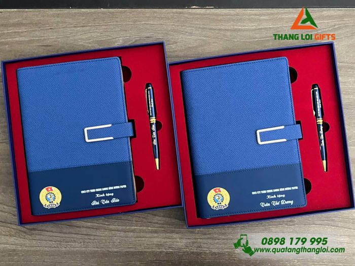 Combo Quà Tặng (Sổ Tay & Bút Ký) Màu Xanh - In Khắc Logo Công Đoàn Việt Nam