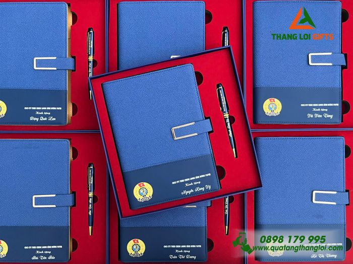 Combo Quà Tặng (Sổ Tay & Bút Ký) Màu Xanh - In Khắc Logo Công Đoàn Việt Nam