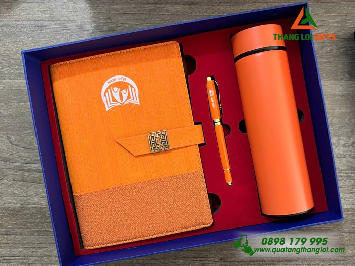 Set Quà Tặng (Sổ+ Bình+ Bút) Màu Cam - In Khắc Logo Trường Trung Cấp Y Khoa Pasteur