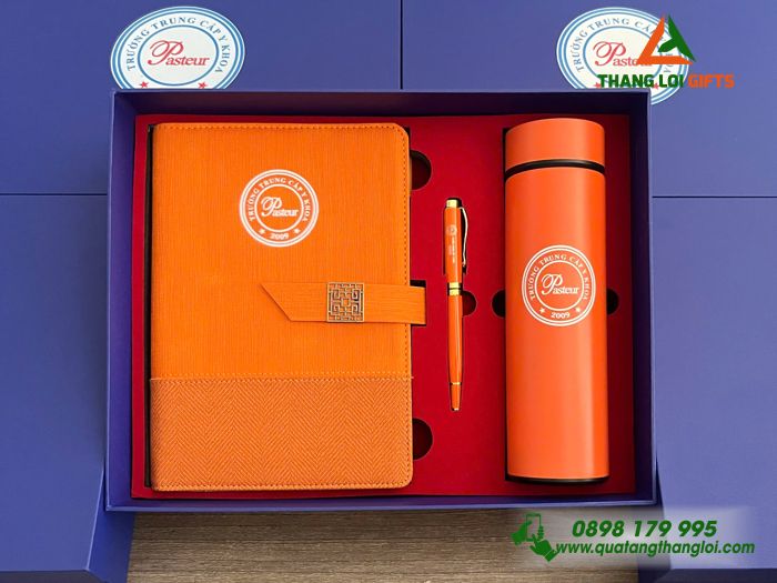 Set Quà Tặng (Sổ+ Bình+ Bút) Màu Cam - In Khắc Logo Trường Trung Cấp Y Khoa Pasteur