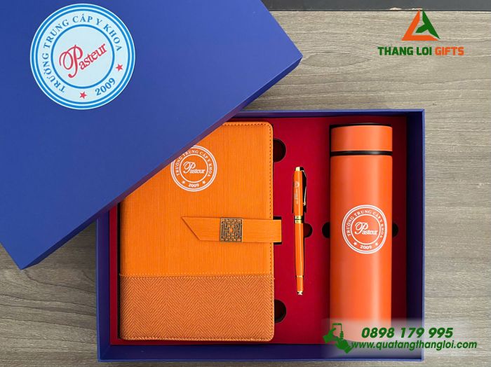Set Quà Tặng (Sổ+ Bình+ Bút) Màu Cam - In Khắc Logo Trường Trung Cấp Y Khoa Pasteur