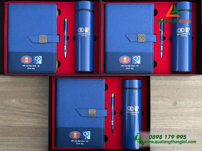 Set Quà Tặng (Sổ+ Bình+ Bút) Màu Xanh - In Khắc Logo Trường Đại Học KHXH&NV TP.HCM