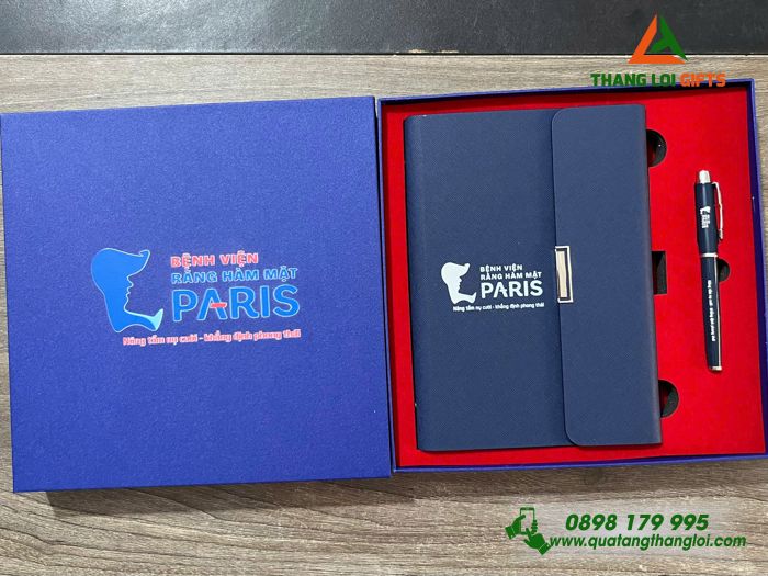 Bộ Quà Tặng (Sổ & Bút) Màu Xanh - In Khắc Logo Bệnh Viện Răng Hàm Mặt PARIS 
