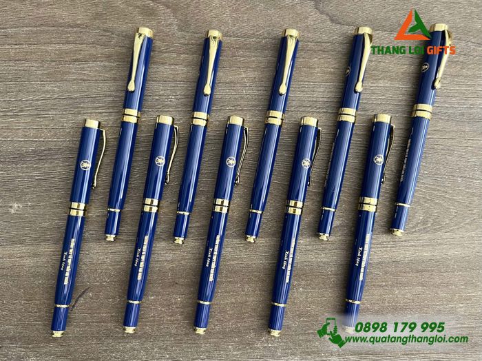 Bút Ký Kim Loại Màu Xanh Khoen Vàng - Khắc Logo Trường THCS & THPT Trần Đại Nghĩa
