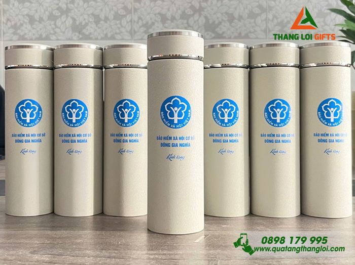 Bình Giữ Nhiệt Sơn Nhám Màu Trắng Kem - In Logo Bảo Hiểm Xã Hội Việt Nam
