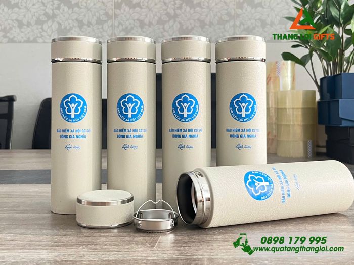 Bình Giữ Nhiệt Sơn Nhám Màu Trắng Kem - In Logo Bảo Hiểm Xã Hội Việt Nam