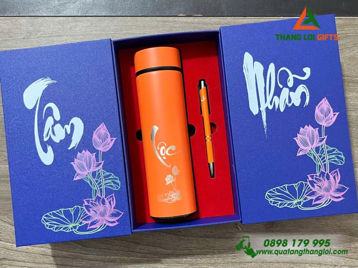 Combo Quà Tặng (Bình Giữ Nhiệt + Bút Bi) Màu Cam - In Khắc Tên